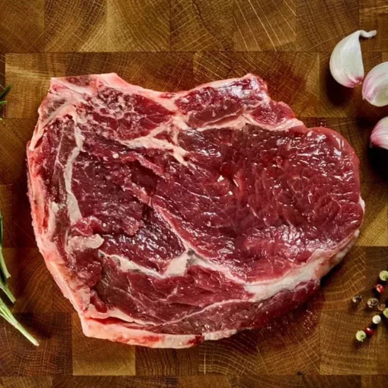 Antrykot wołowy z kością 300 g